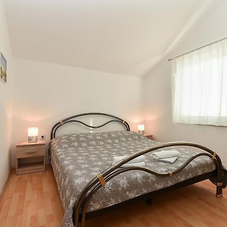 Apartment Mladen 1860 Medulin Exterior foto