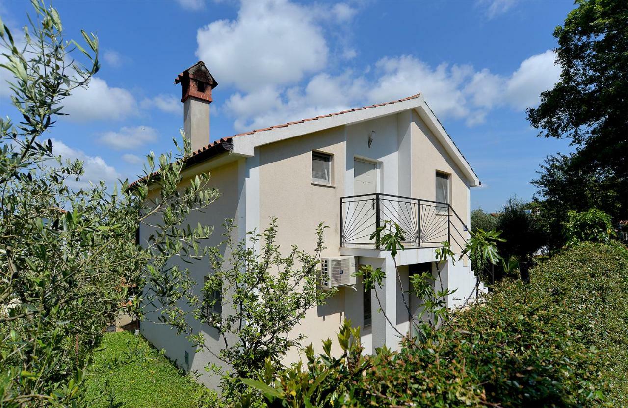Apartment Mladen 1860 Medulin Exterior foto